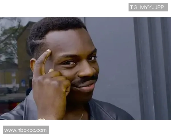 足球球星女博主涉嫌违法行为被警方当场抓获引发热议